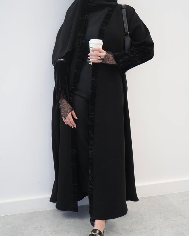 عبايه ملكي نص بشت شتوي