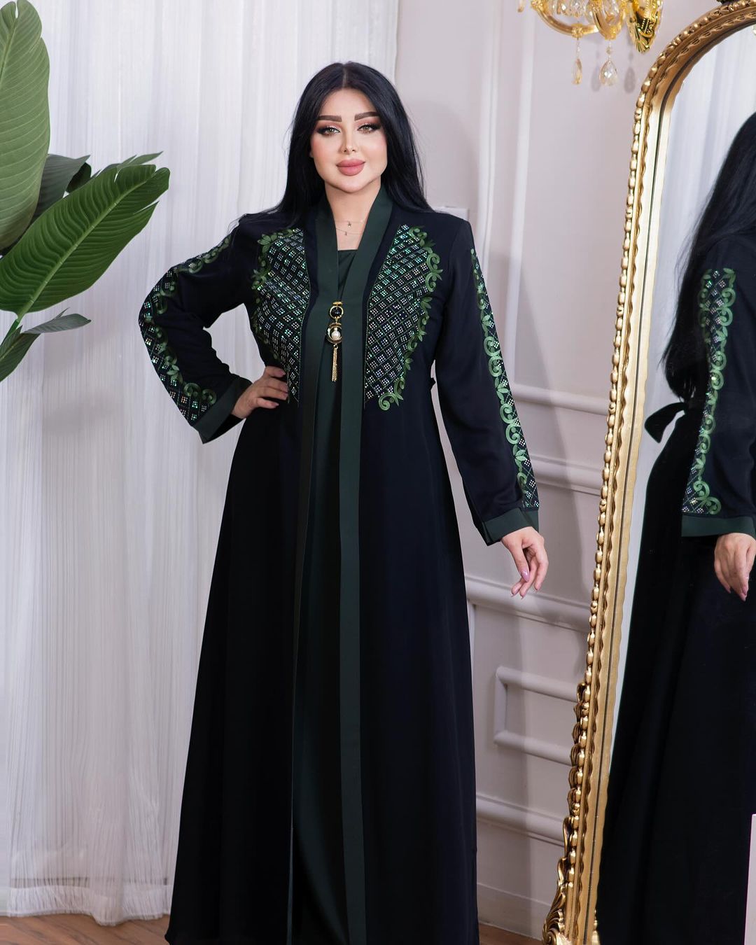 عبايه ملكي تطريز امام مع فصوص سوار فسكي اصلي