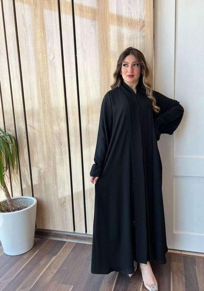 عبايه ساده أنيقه ساتره نص كلوش كم مقلوب