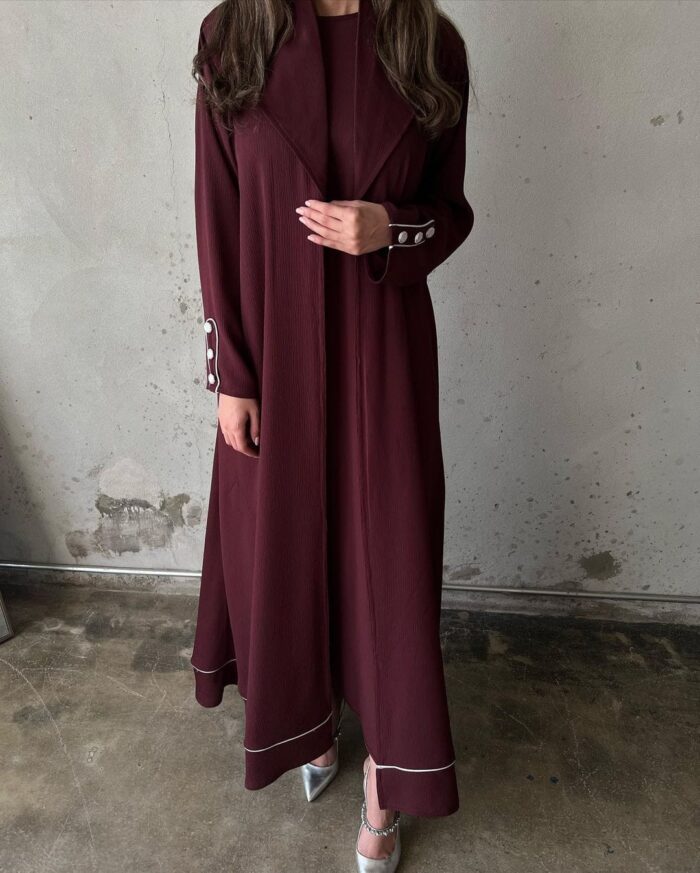 عبايه ملون طبقتين تحديد مكنيه ابيض مناسبه للسفر