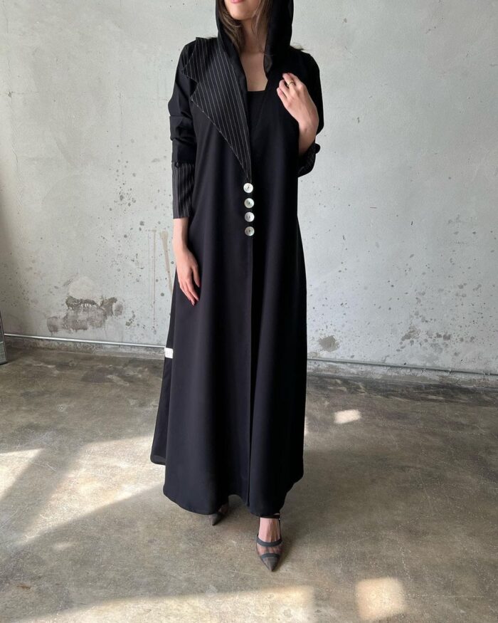 عبايه للدوامات انيقه لفه القماش ملكي كريب ناعم