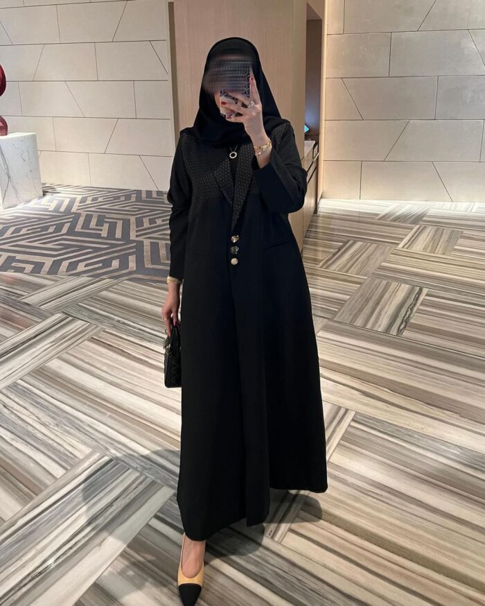 عبايه ملكي للدوامات والطلعات قماش ملكي واقف