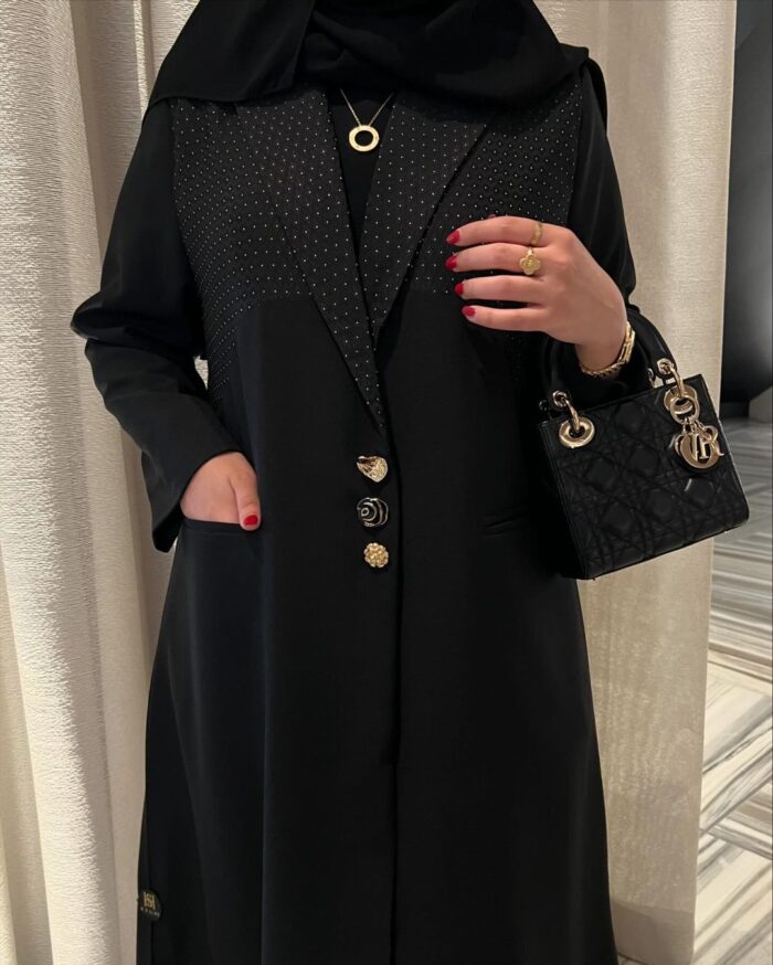 عبايه ملكي للدوامات والطلعات قماش ملكي واقف