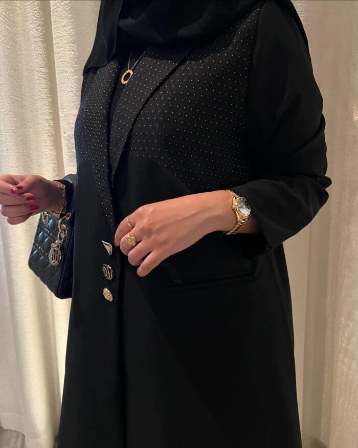 عبايه ملكي للدوامات والطلعات قماش ملكي واقف