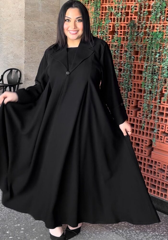 عبايه ملكي كلوش كامل كسره خلف امام قلاب تغطيه الصدر كم ساده