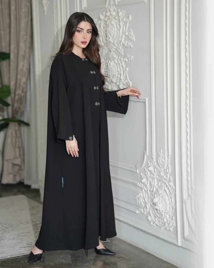 عبايه ساده أنيقه للدوامات نص كلوش جيوب مخفيه