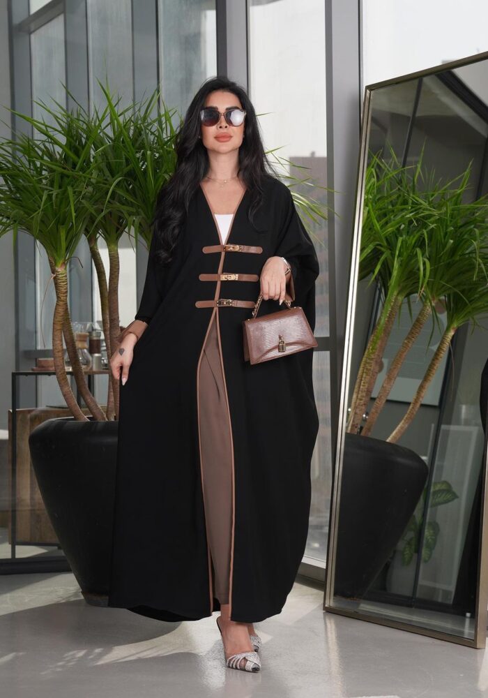 عبايه ملكي بشت تحديد ستان ملون