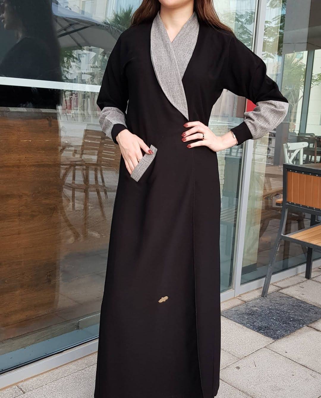 عبايه ملكي لف ساده للدوامات أنيقه