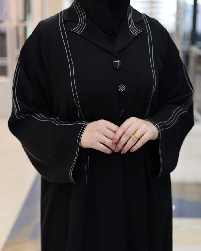 عبايه ملكي دقه ليلاقه كم للطلعه