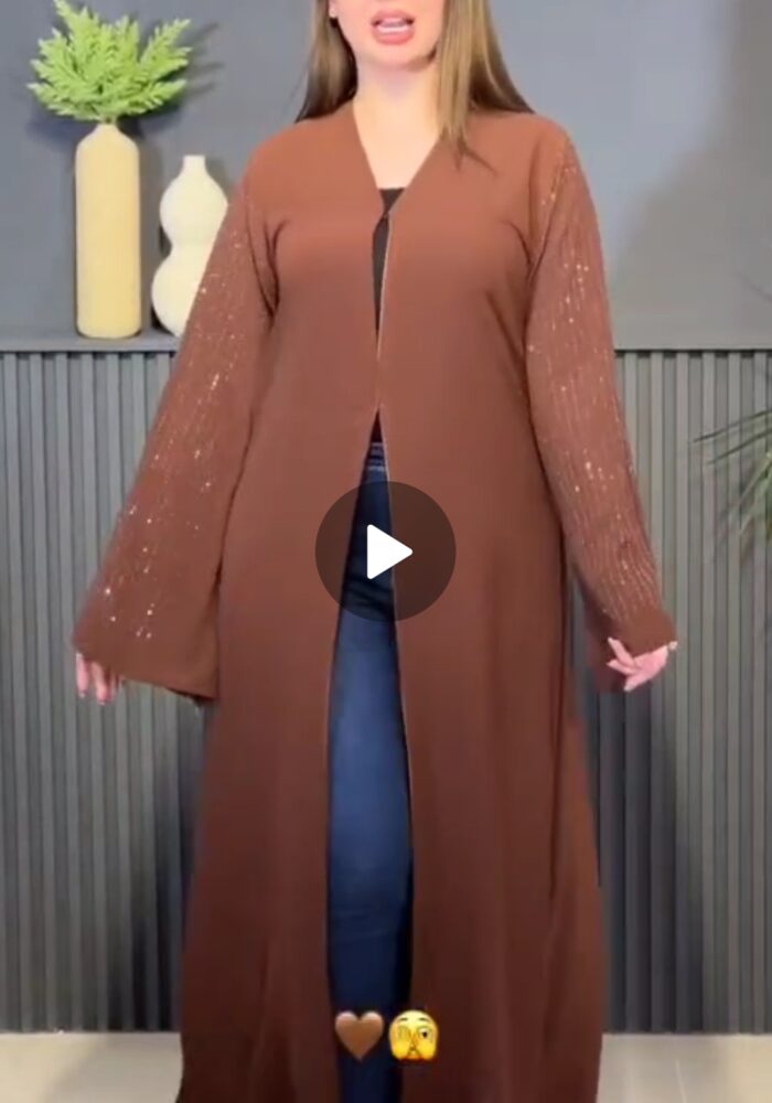 عباية ملونة انيقه للطلعات والسفر