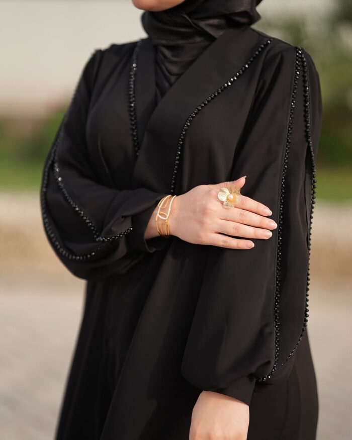 عبايه كشخه ملفته للطلعه انيقه