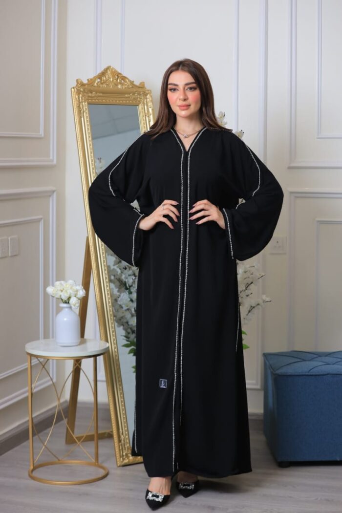 عبايه ملكي تطريز جنب فضي كشخه للطلعه