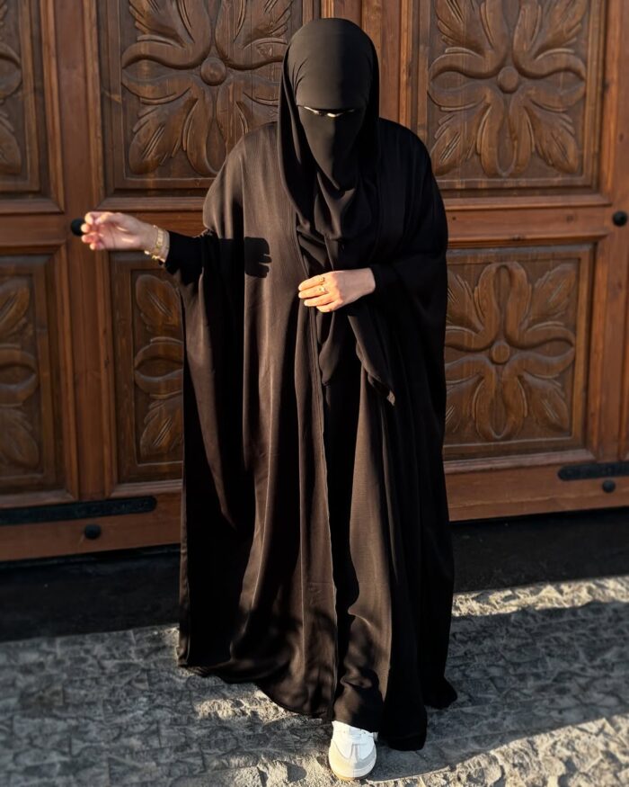 العبايه الإسلاميه الأكثر طلب من نمبر ون