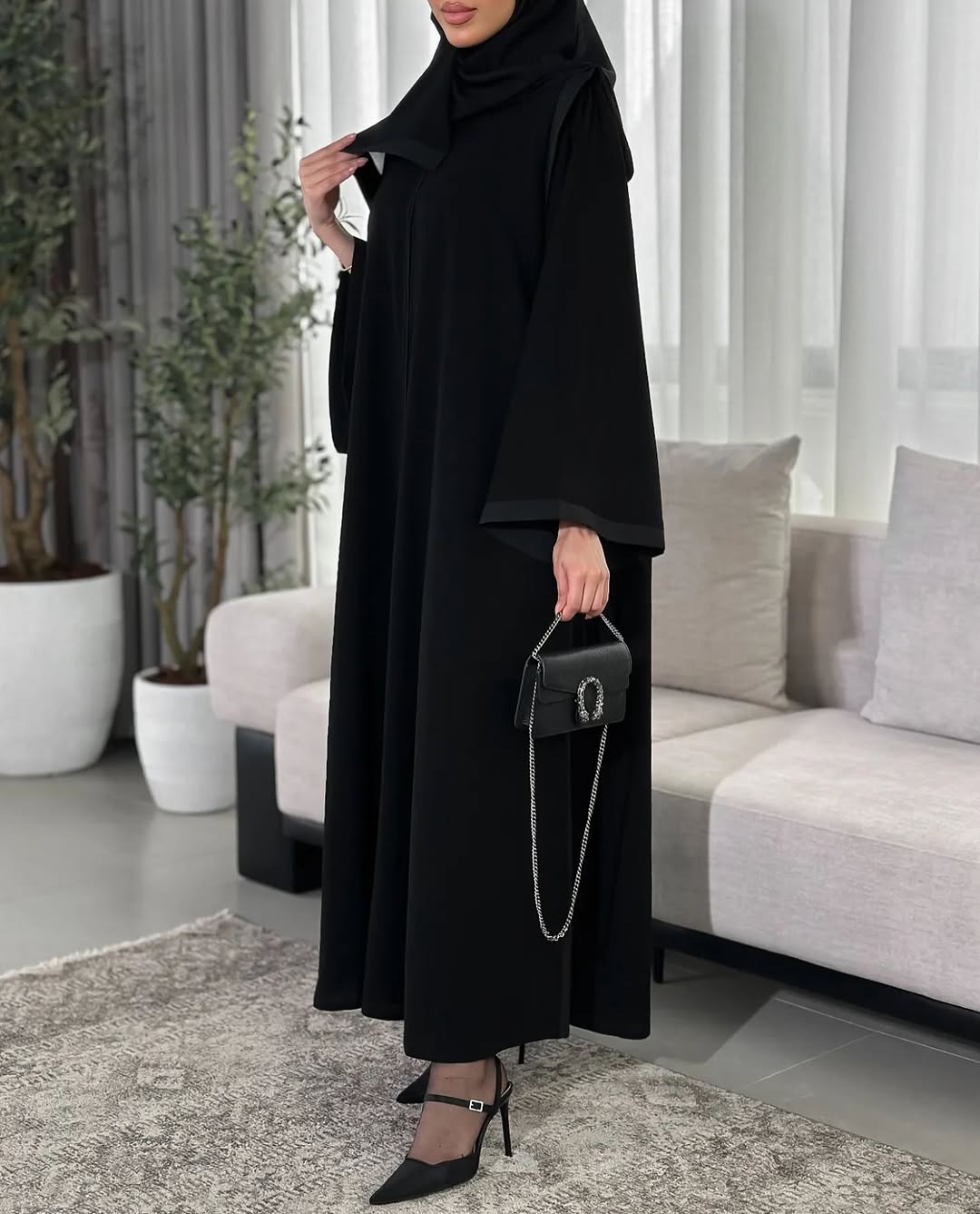 عبايه كلوش كشخه مناسبه للطلعه