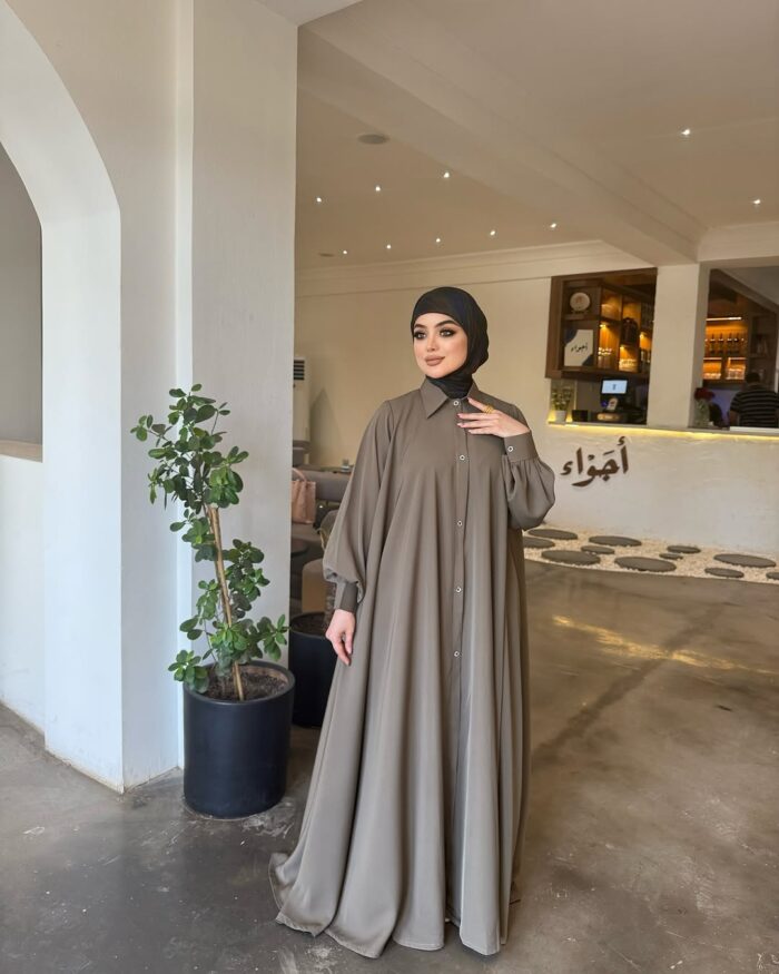 عبايه كلووش اربعه ألوان كشخه تجننن