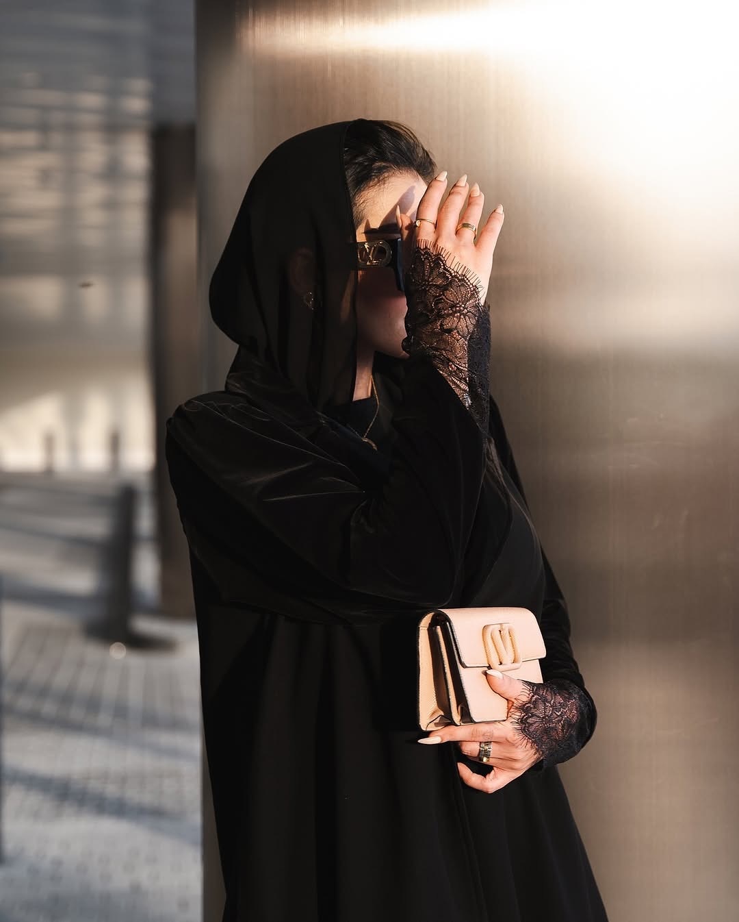 عبايه ملكي نص كلوش شتويه فخمه