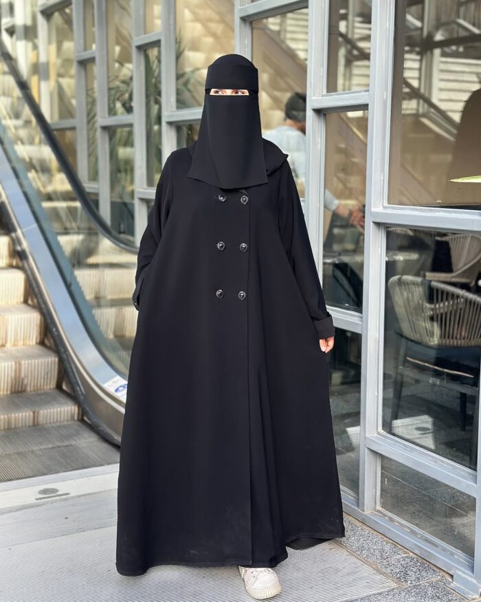 عبايه نص كلوش تهبل جيوب مخفيه انيقه