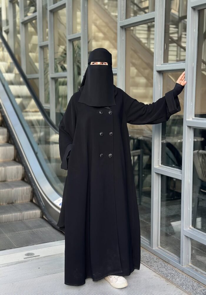 عبايه نص كلوش تهبل جيوب مخفيه انيقه