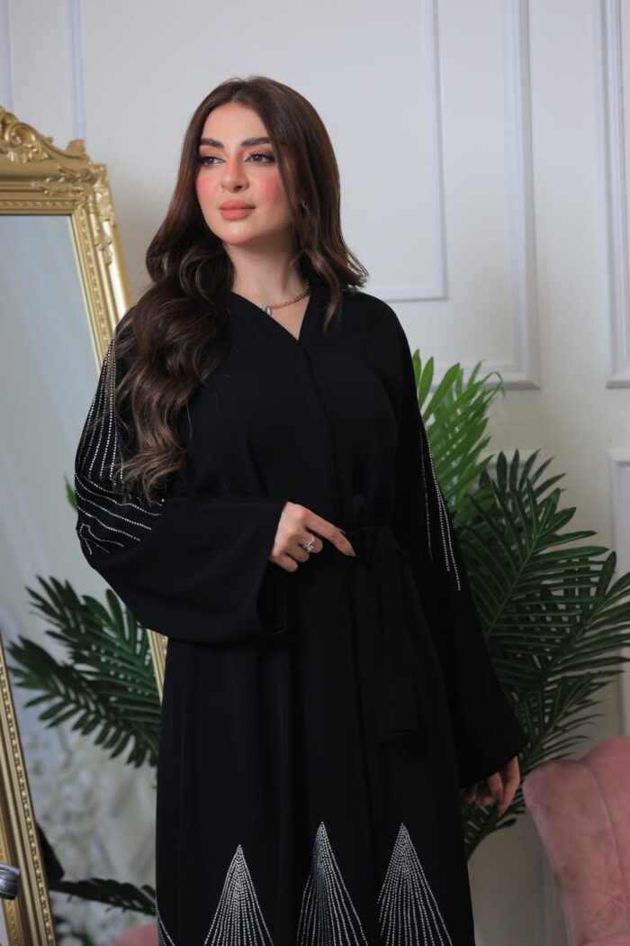 عبايه أنيقه صيفيه نص كلووووش تجننن