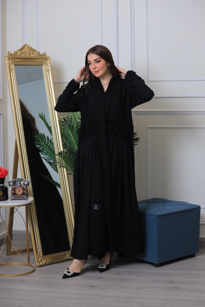 عبايه أنيقه صيفيه كسر مطرزه