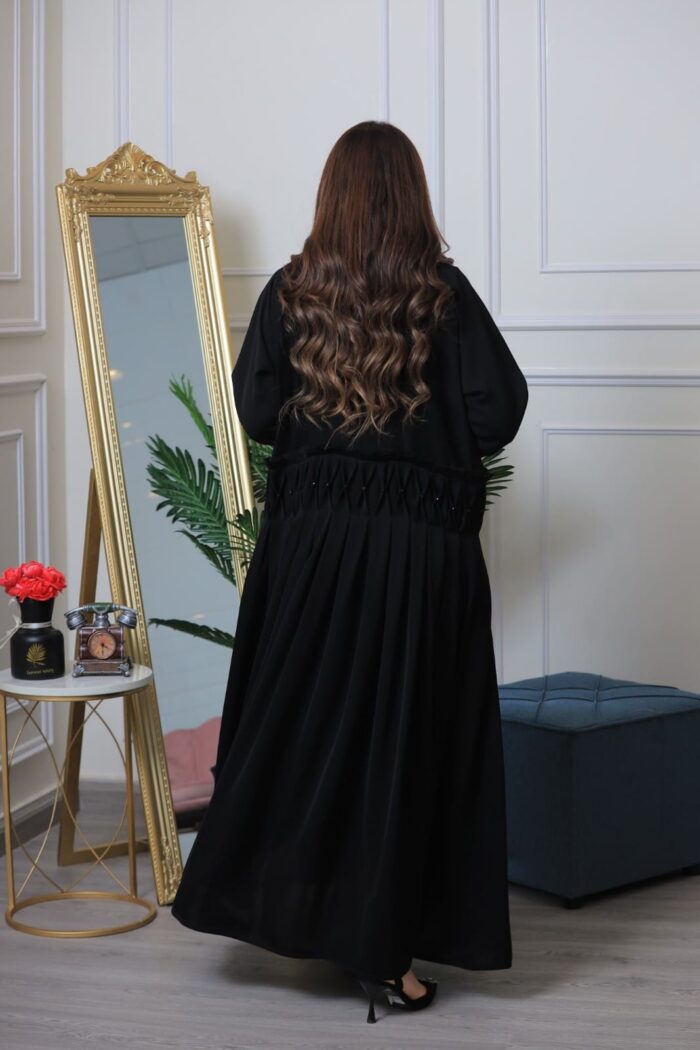 عبايه أنيقه صيفيه كسر مطرزه