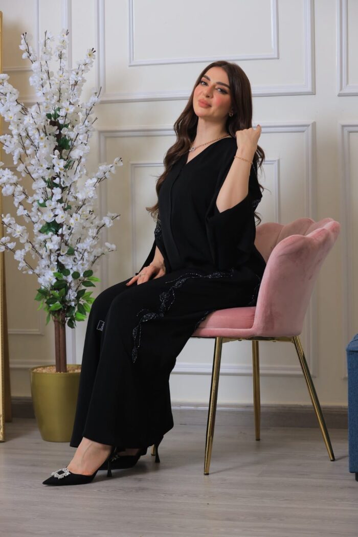 عبايه أنيقه صيفيه للطلعه كشخه