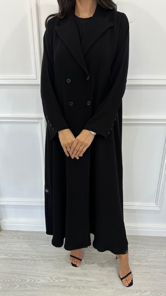 عباية نمبر ون... لأن الأناقة تبدأ من هنا