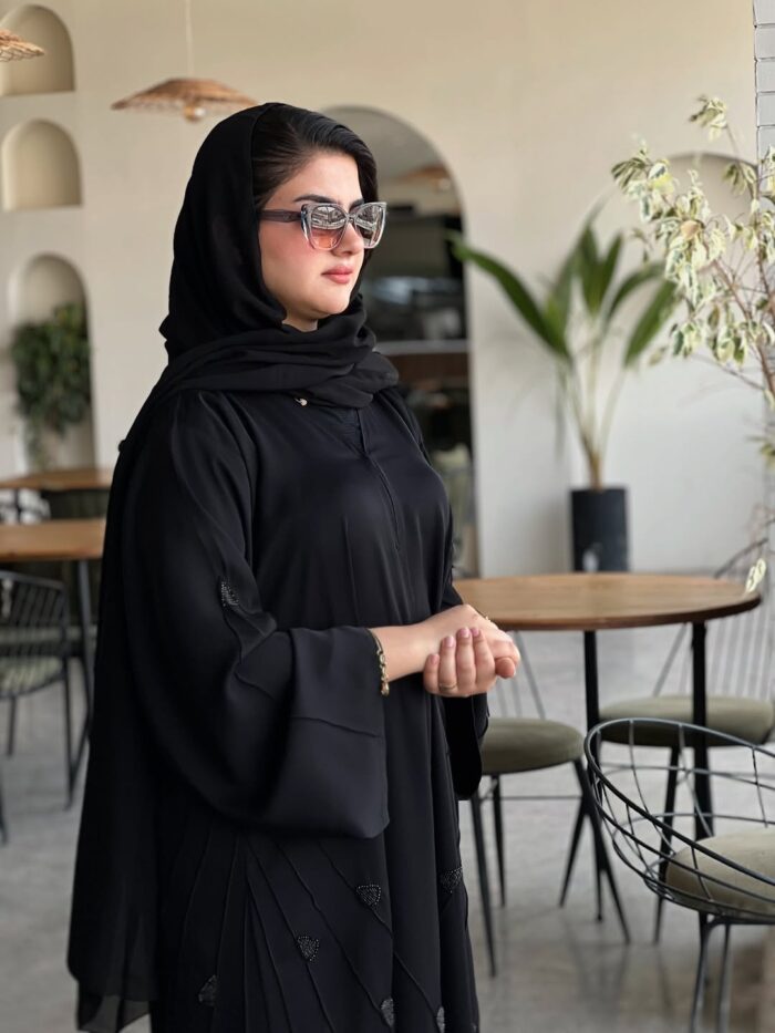 عباية نمبر ون للطلعه مرتبه