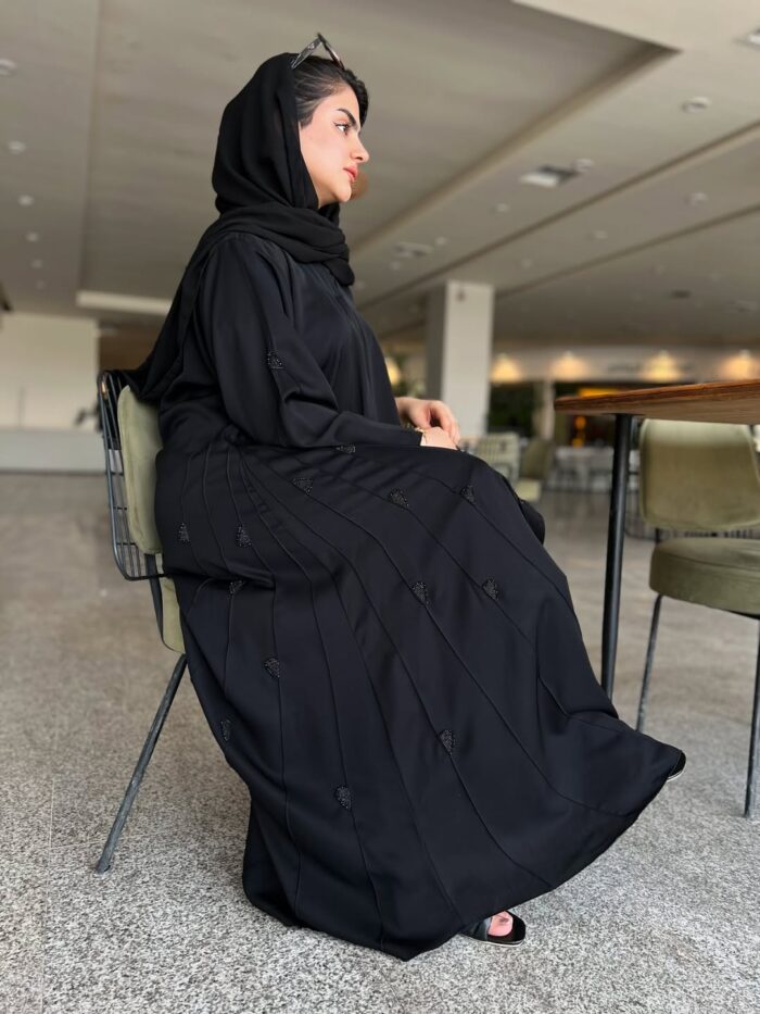 عباية نمبر ون للطلعه مرتبه