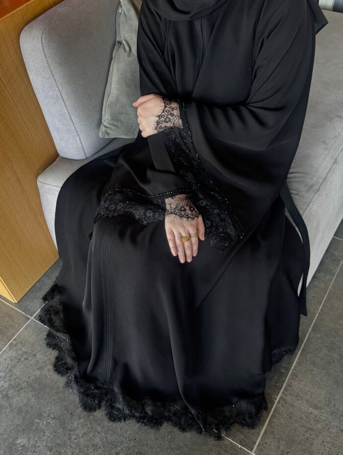 عباية ملكي كلوش للطلعه