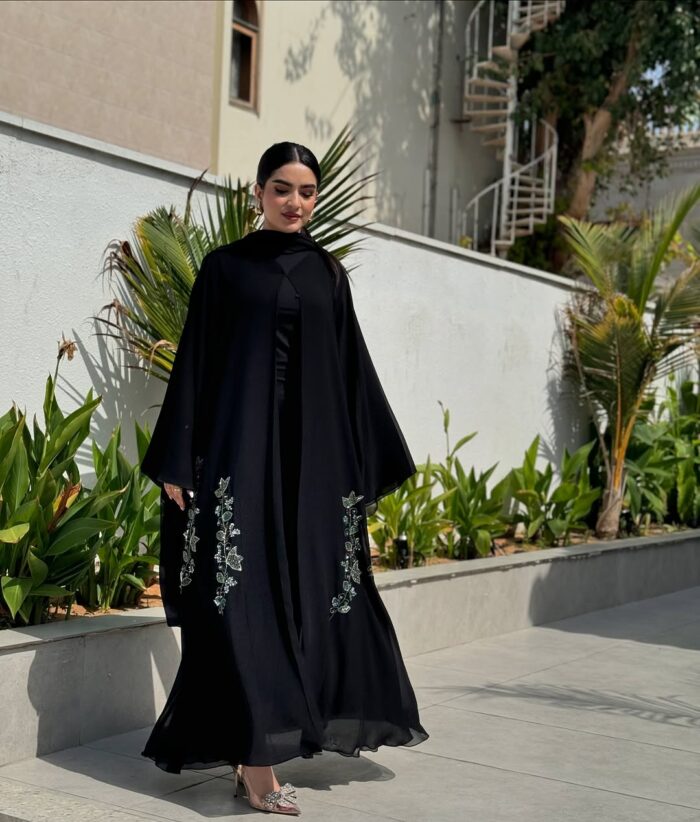 WhatsApp Image 2025-06-29 at 12.11.35 PM عباية كلوش أنيقه مطرزه