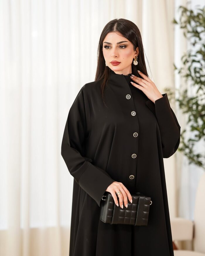 WhatsApp Image 2025-12-12 at 6.58.59 PM (1) عباية كلوش أنيقه مررررررره