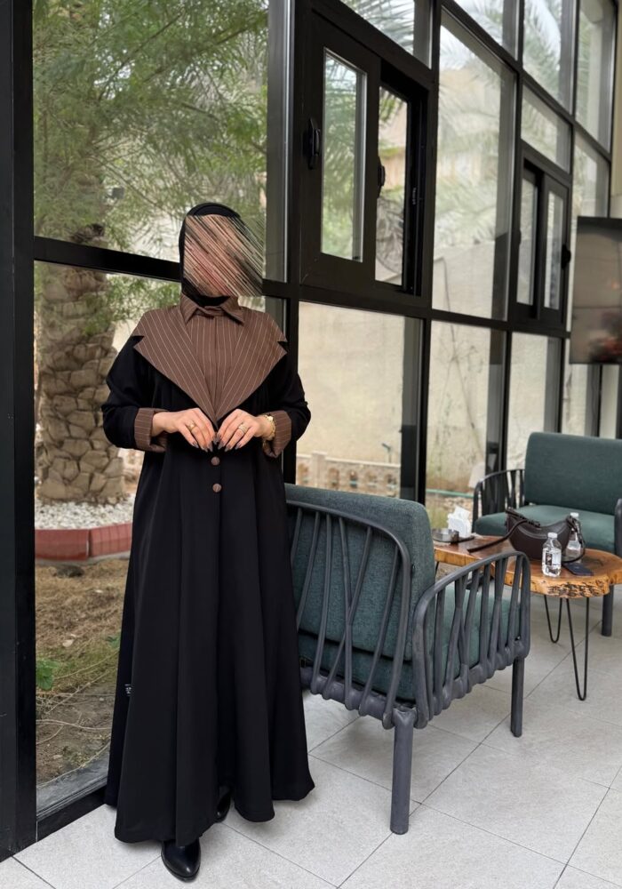 عباية بتصميم أنيق وانسيابي للسفر