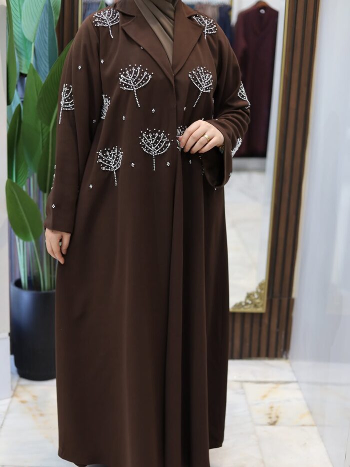 عباية مطرزة ملونه نص كلوش قماش ملكي