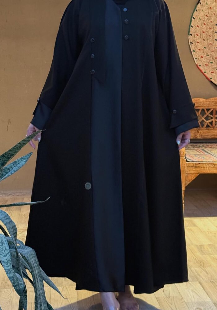 عباية كلوش أنيقه كم مربع القماش ملكي نواعم