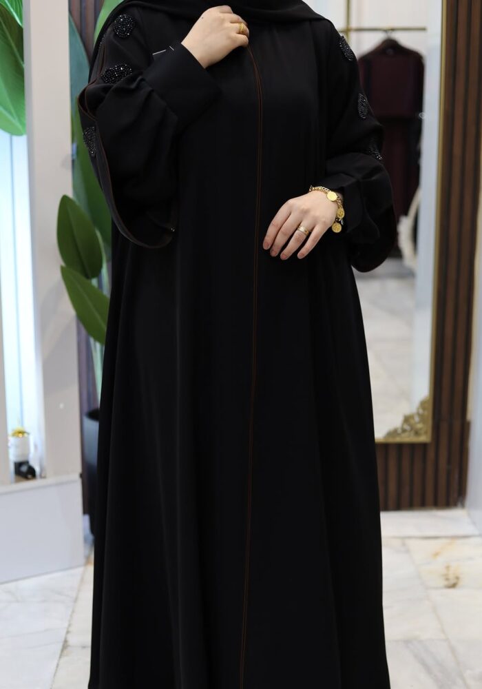 عباية نص كلوش انيقه مطرزه فصوص سوار فسكي اصلي