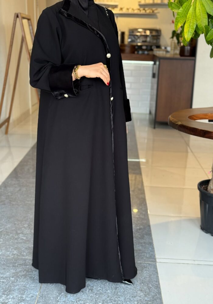 عبايه نص كلوش تهبل جيوب مخفيه شتويه تحديد مخمل