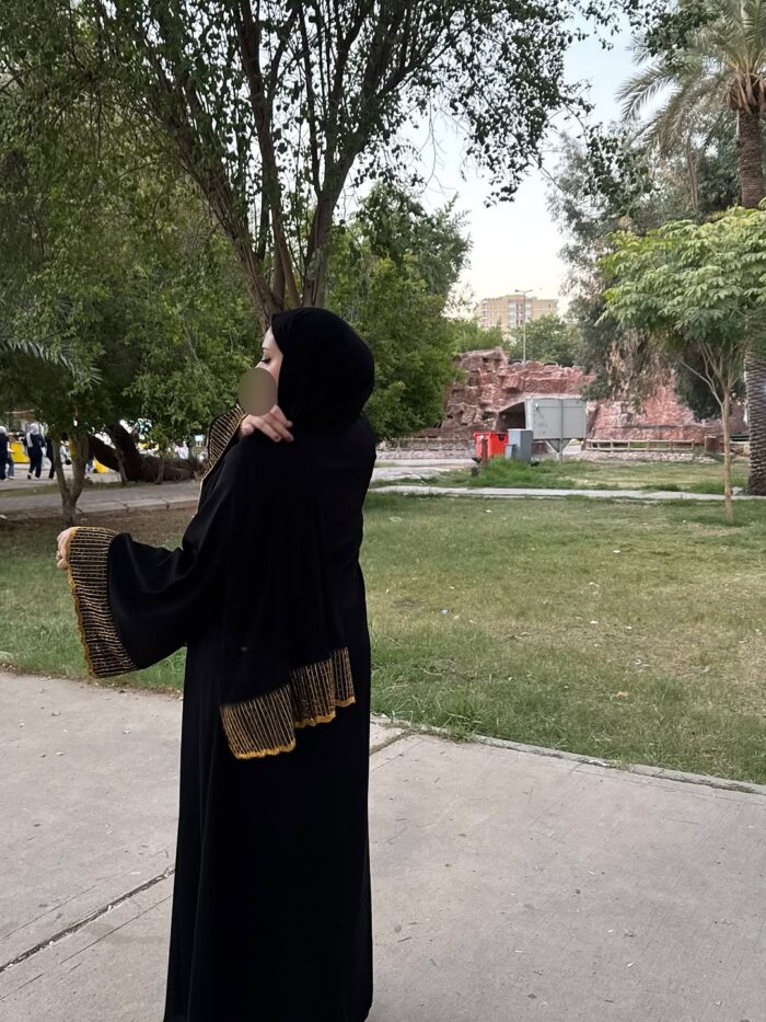 عبايه ملكي تطريز كم طرحه ذهب الجمال الحقيقي