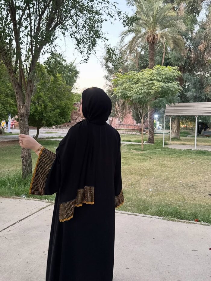 عبايه ملكي تطريز كم طرحه ذهب الجمال الحقيقي