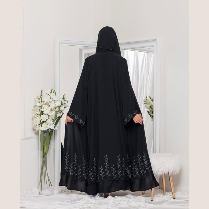 عباية نمبر ون أنيقه دبل شيفون مطرزه