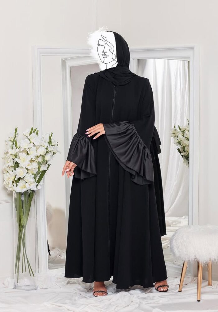 عبايه انيقه كشخه كلوش كم كرنيش