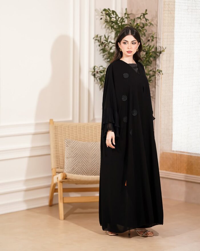 WhatsApp Image 2026-01-22 at 10.18.54 PM (4) عبايه بشت ملكي مطرزه تهبل