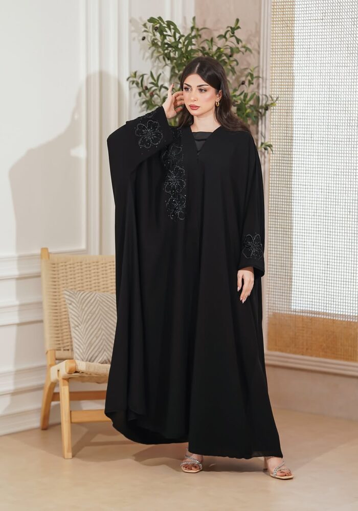 WhatsApp Image 2026-01-22 at 10.20.01 PM (2) عبايه بشت ملكي كشخه تجننن