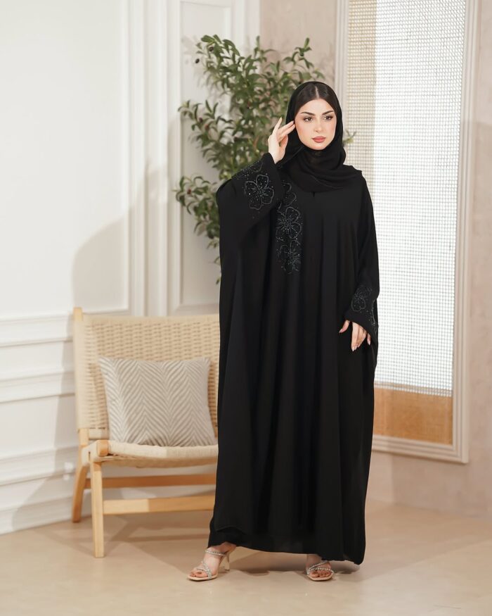 WhatsApp Image 2026-01-22 at 10.20.02 PM (4) عبايه بشت ملكي كشخه تجننن