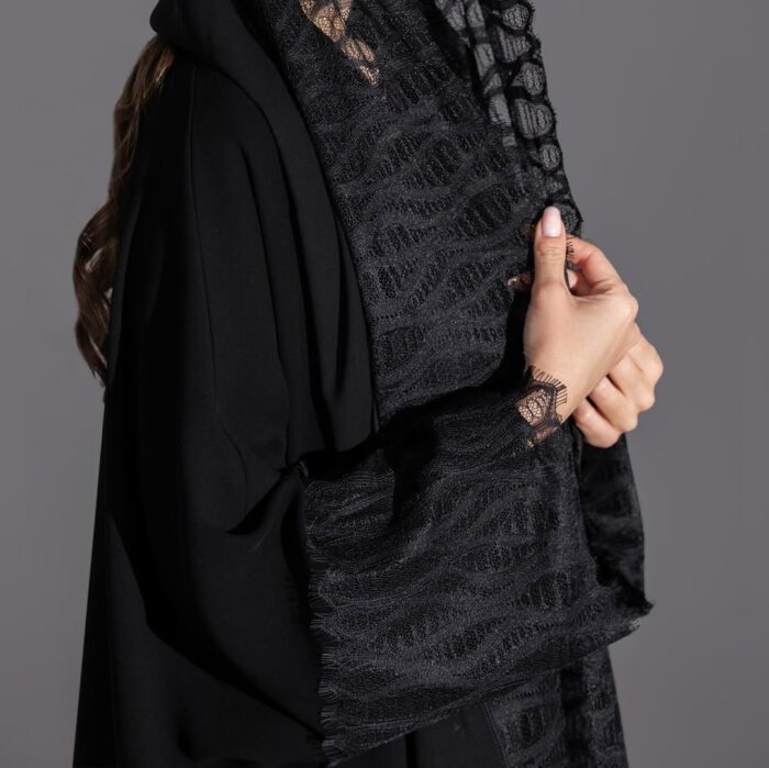 WhatsApp Image 2026-01-28 at 6.51.40 PM (1) عبايه بشت ملكي ساده للعيد