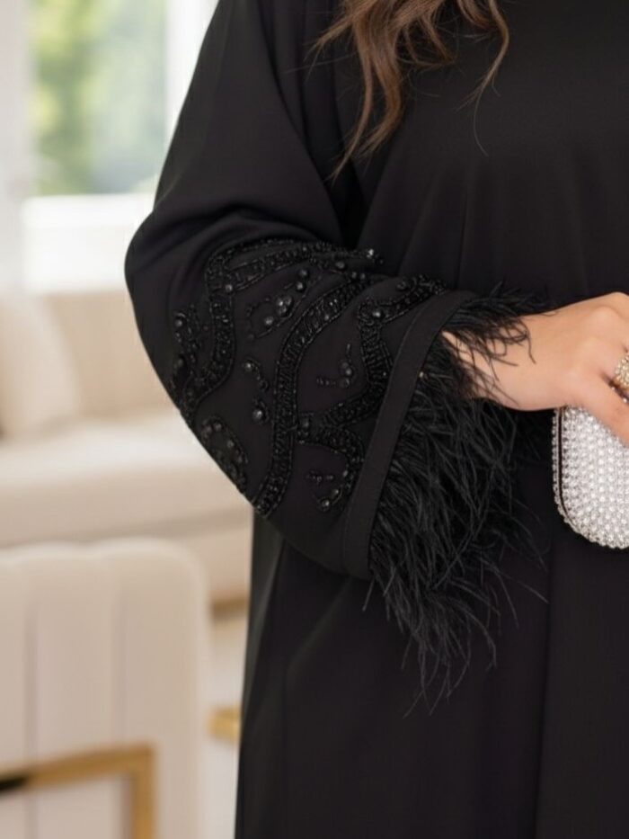 عبايه نمبر ون تطريز كم