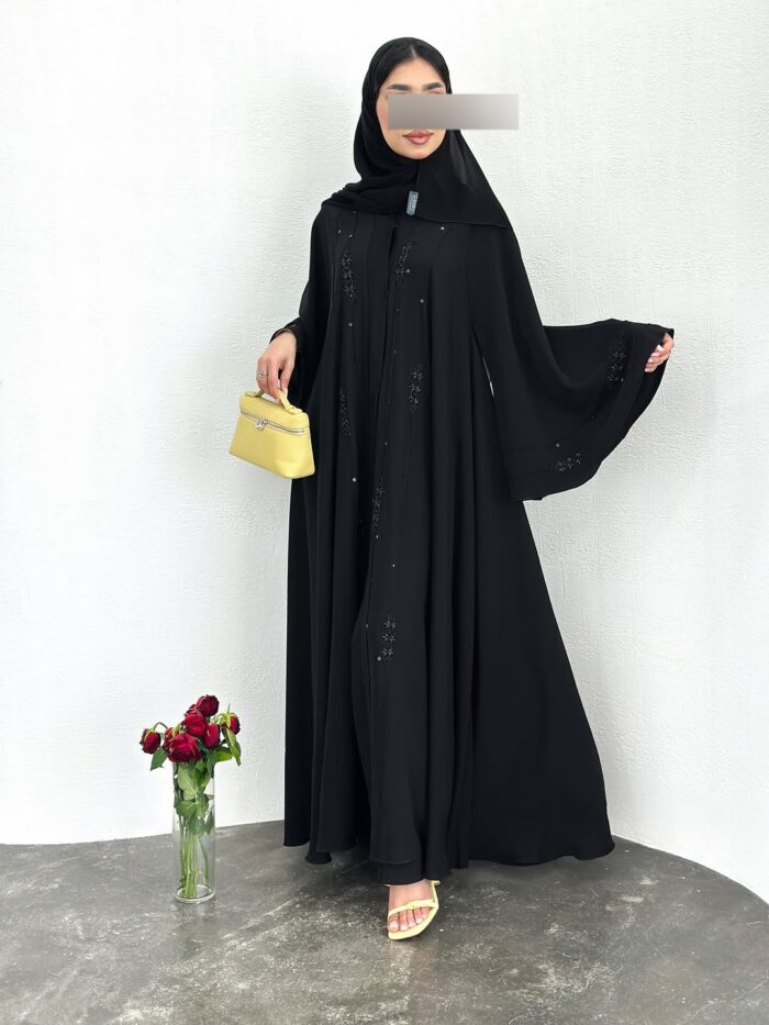 WhatsApp Image 2026-02-16 at 8.55.36 PM (1) عبايه انيقه كشخه كلوش