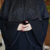 عباية بشت سوداء بأكمام مزخرفة بتصاميم دائرية - "عبايه نمبر ون" - فخامة وأناقة