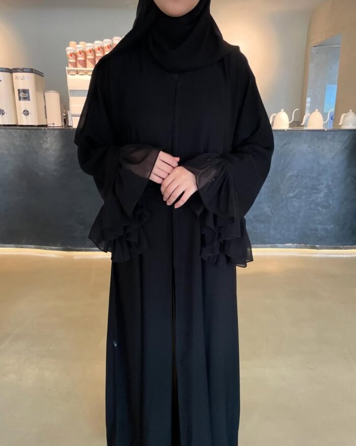 عباية كلوش بأكمام شيفون فاخرة